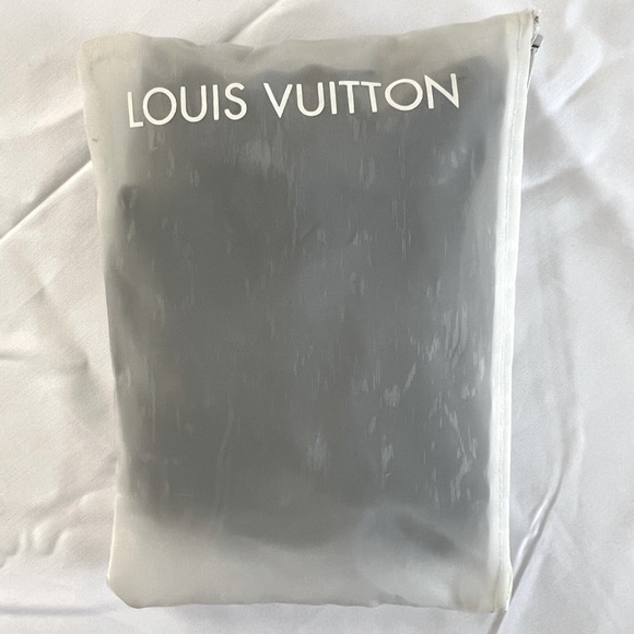 Louis Vuitton Vintage 00’s Black Halter Swimsuit w/Original Storage Bag. - Picture 7 of 12